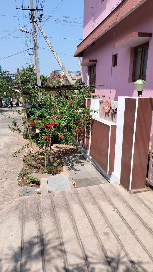 הופסט Sahasra Home Stay Hampi מראה חיצוני תמונה